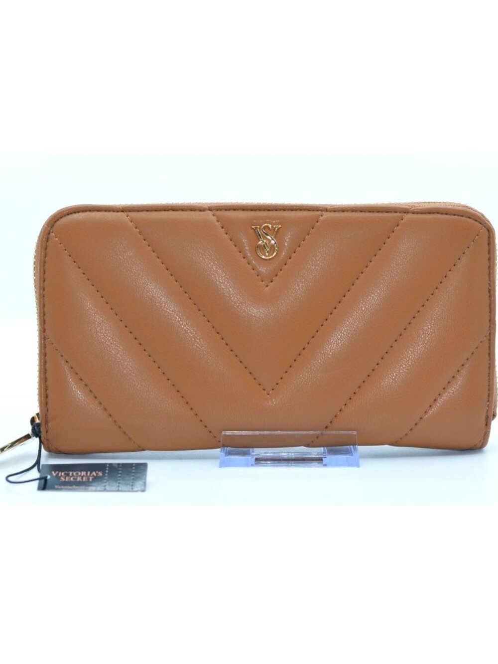 Victoria’s Secret Quilted Zip-Around Wallet